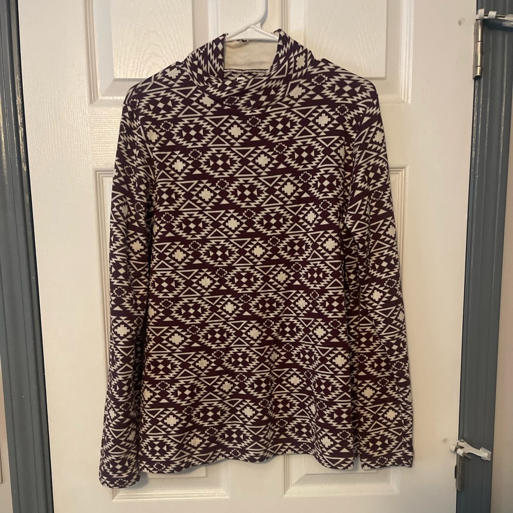 Duluth Trading Co Purple and White Patterned Shirt Long Sleeve Mock Neck Warm